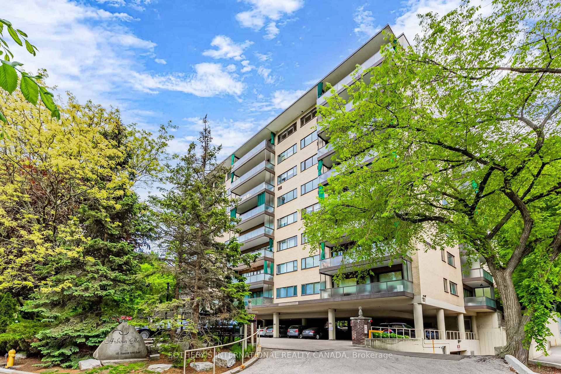 2 Bedrooms Co-op at 120 Rosedale Valley, Toronto For sale