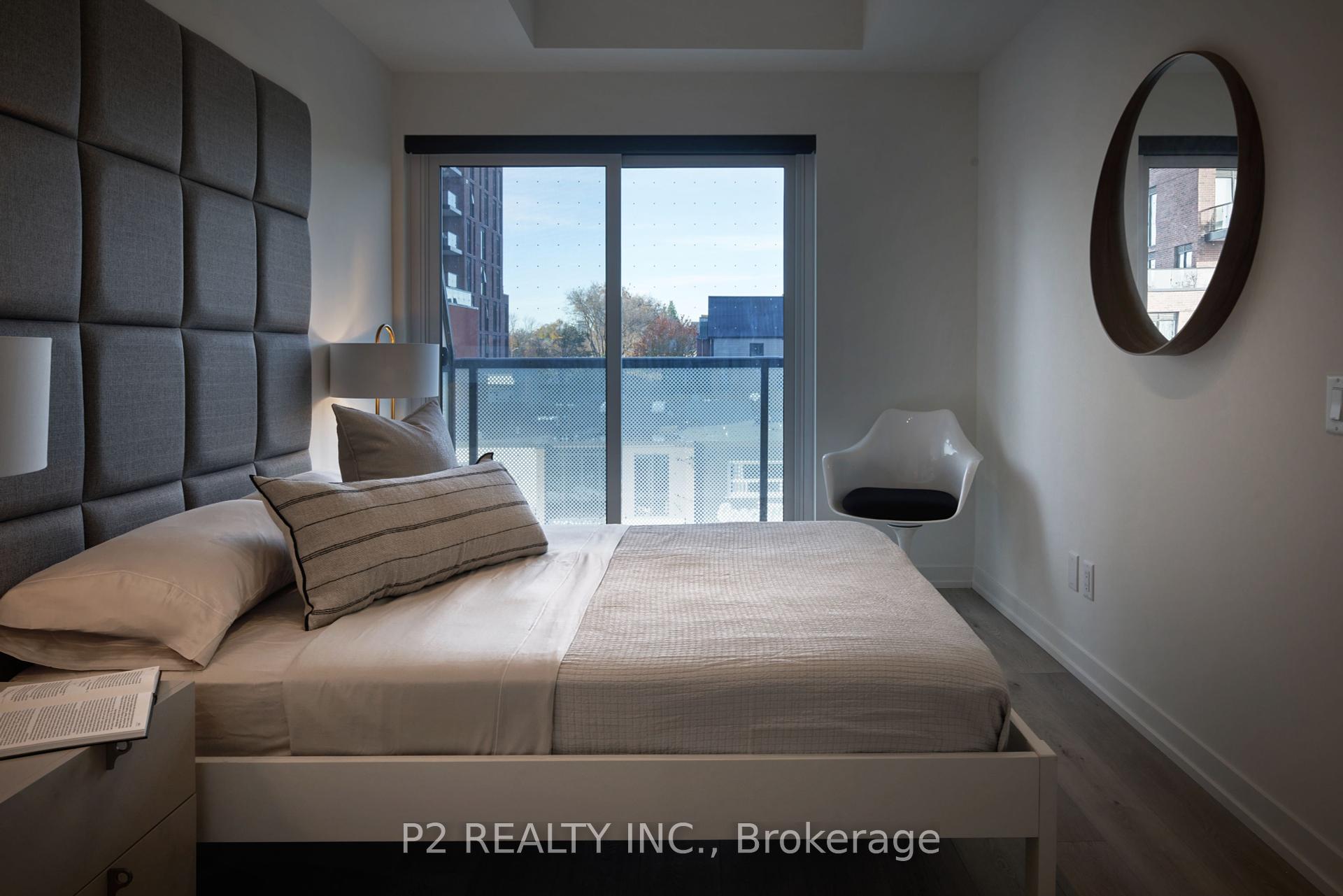 3 Bedrooms Condo at 863 St.Clair,  Toronto For sale