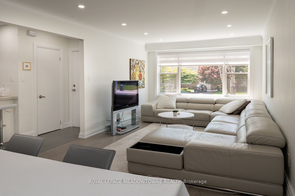 33 Broadview Avenue, #3