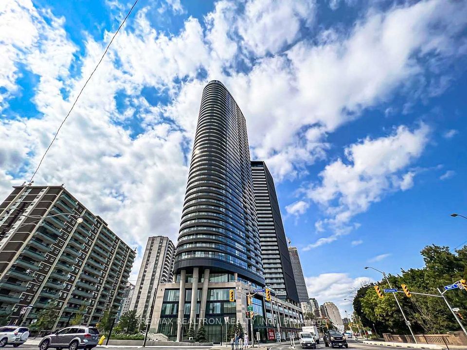 585 Bloor