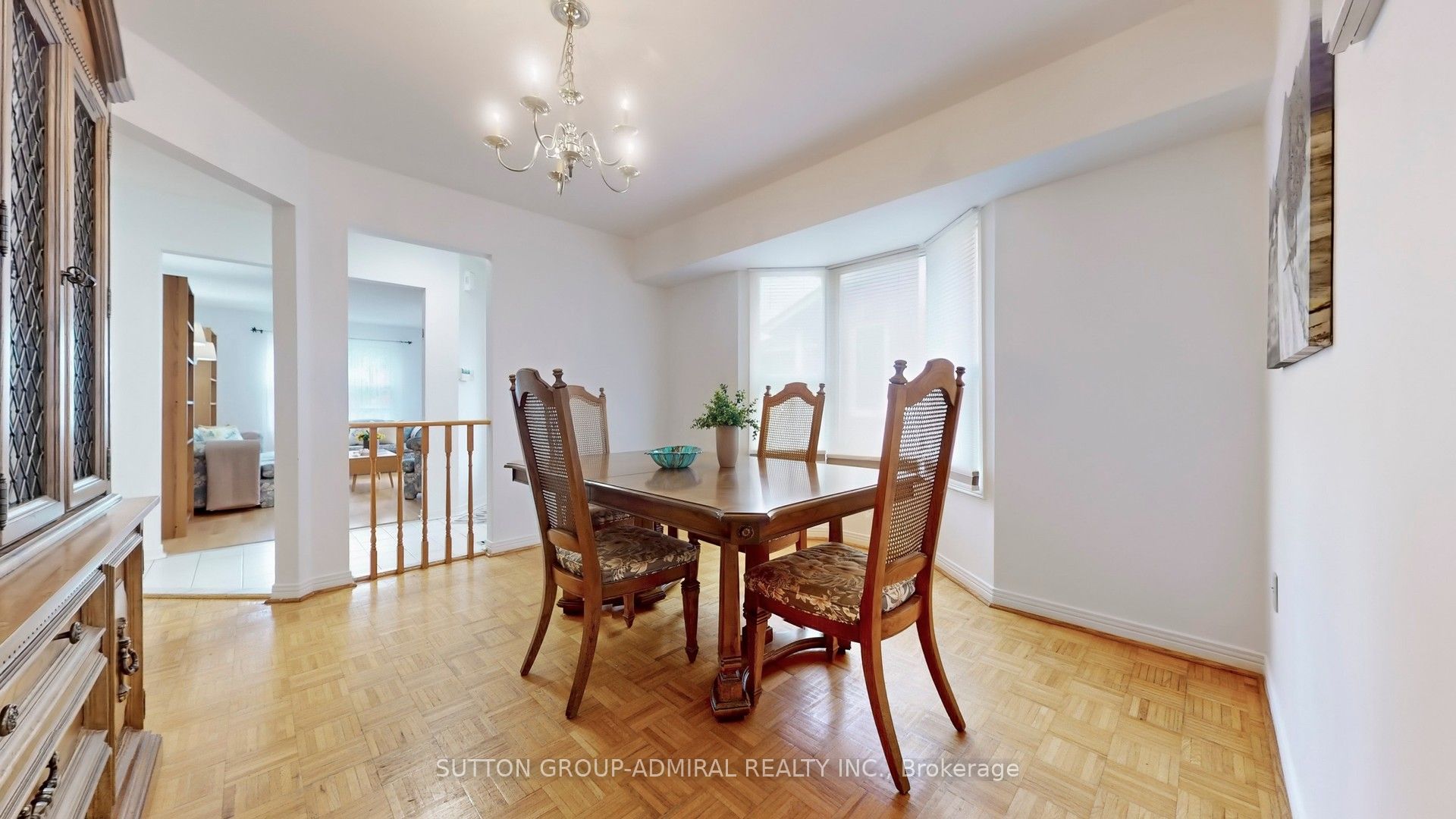 27 Thornbury Circle