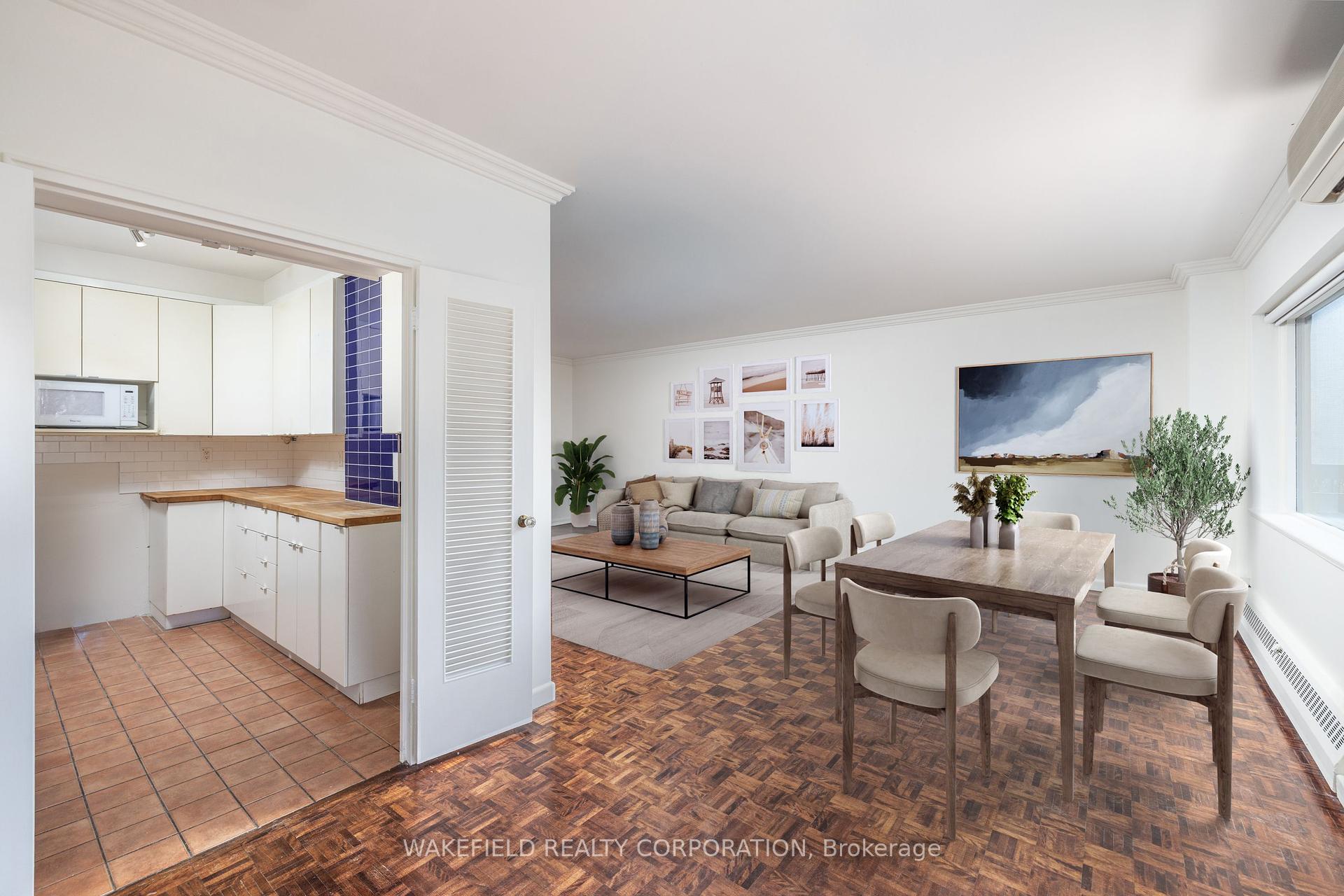2 Bedrooms Co-op at 21 Dale,  Toronto For sale