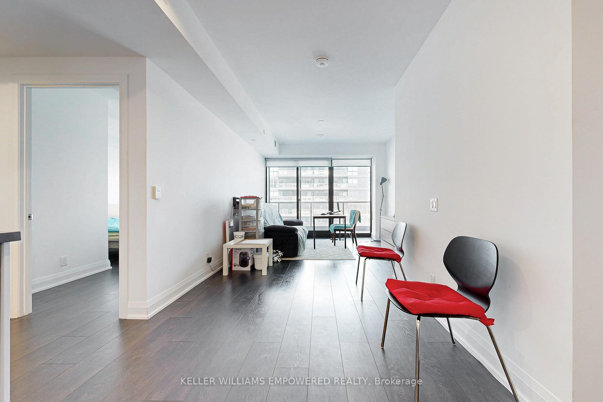 1 Bedroom Condo at 33 Frederick Todd, Toronto For sale