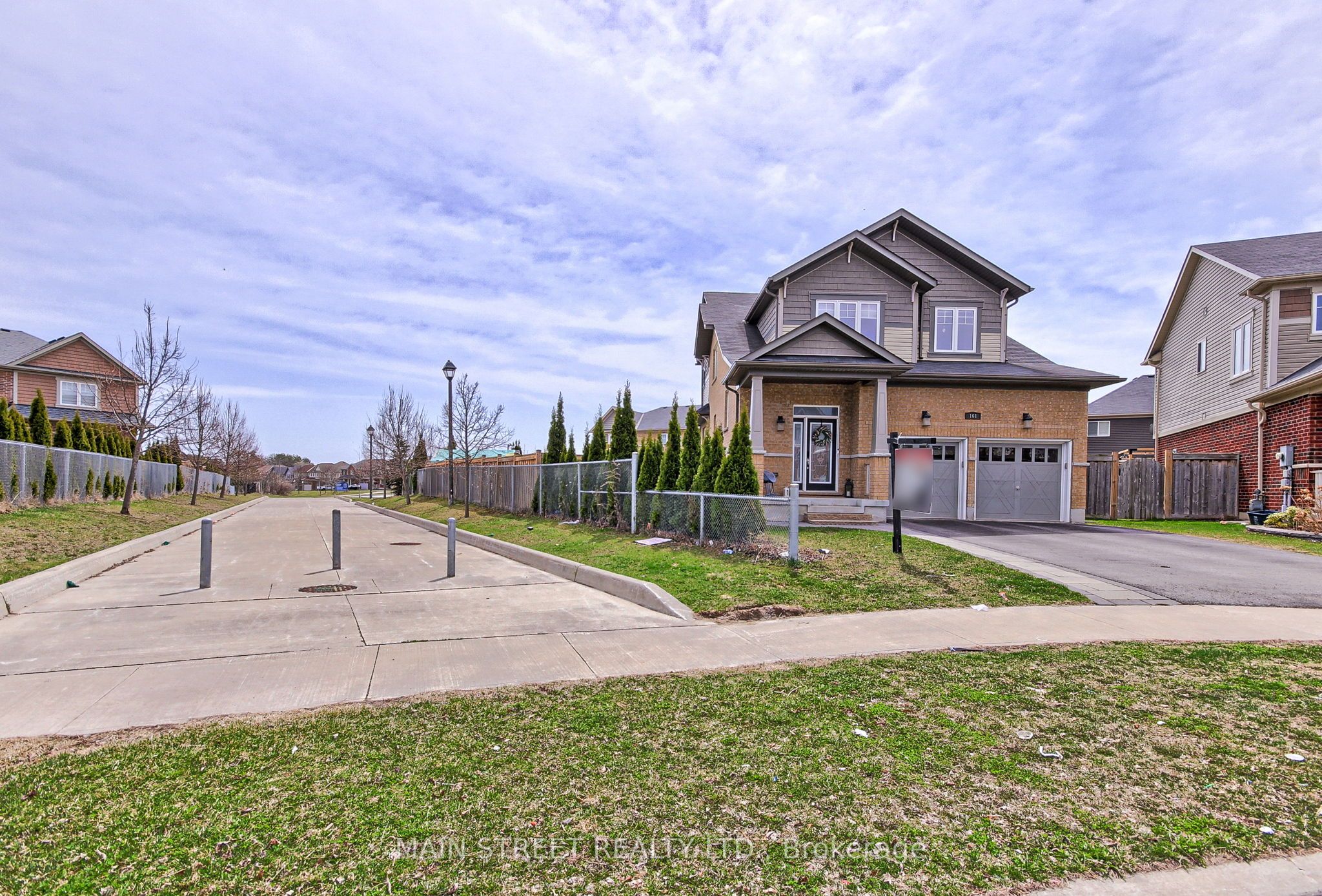 161 Blackwell Crescent