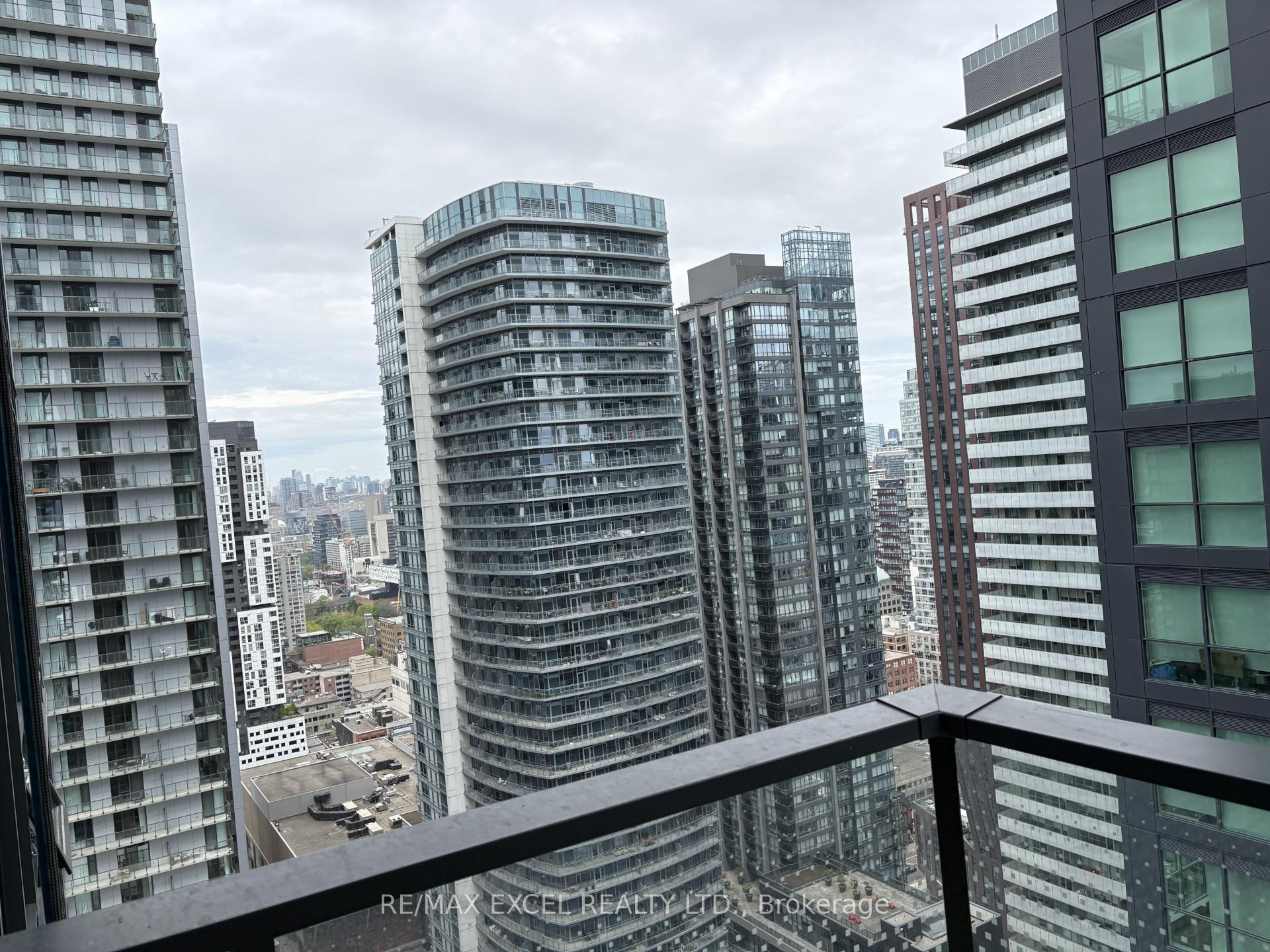 1 Bedroom Condo at 125 Blue Jays, Toronto For sale