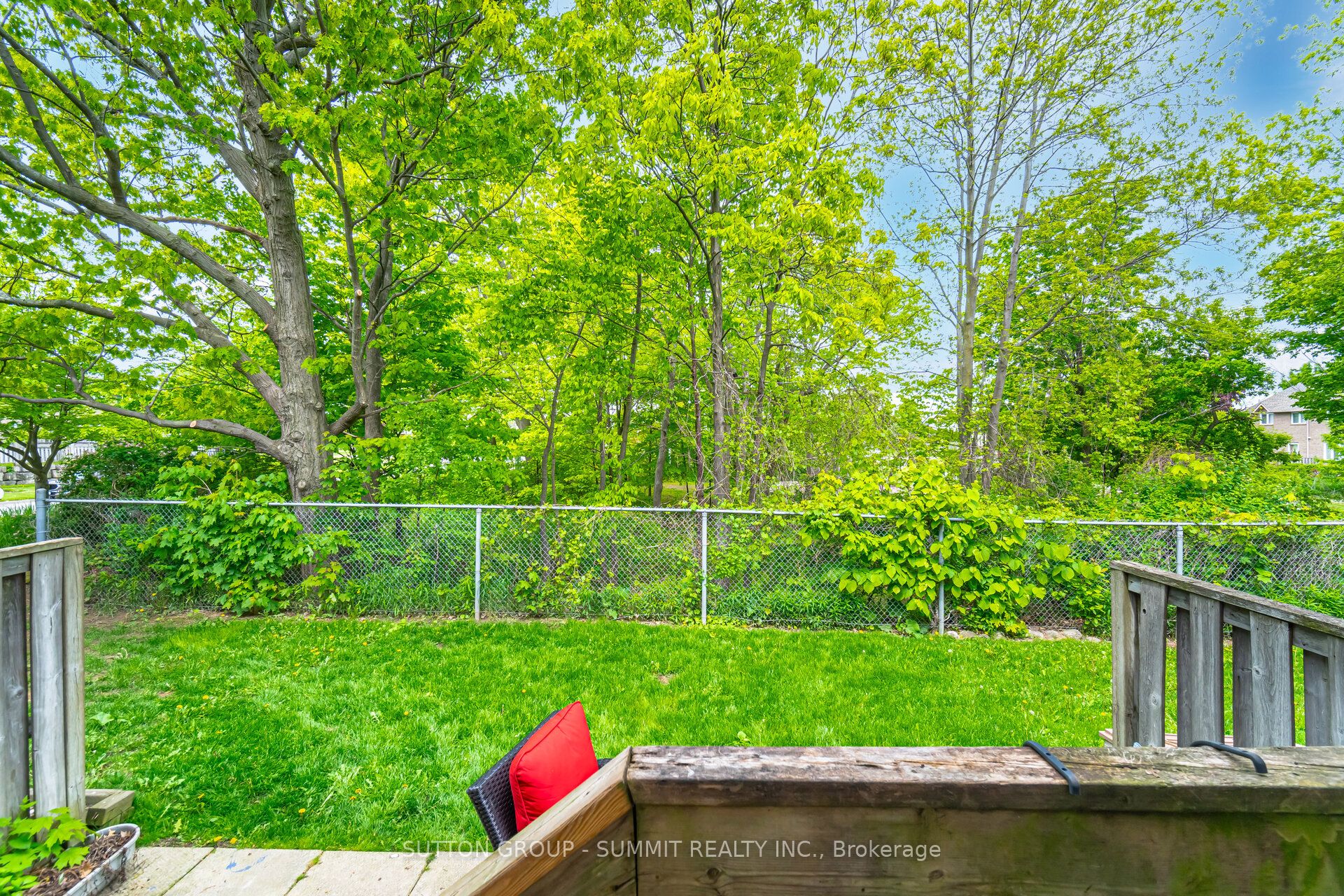 1809 Upper Wentworth Street, #32