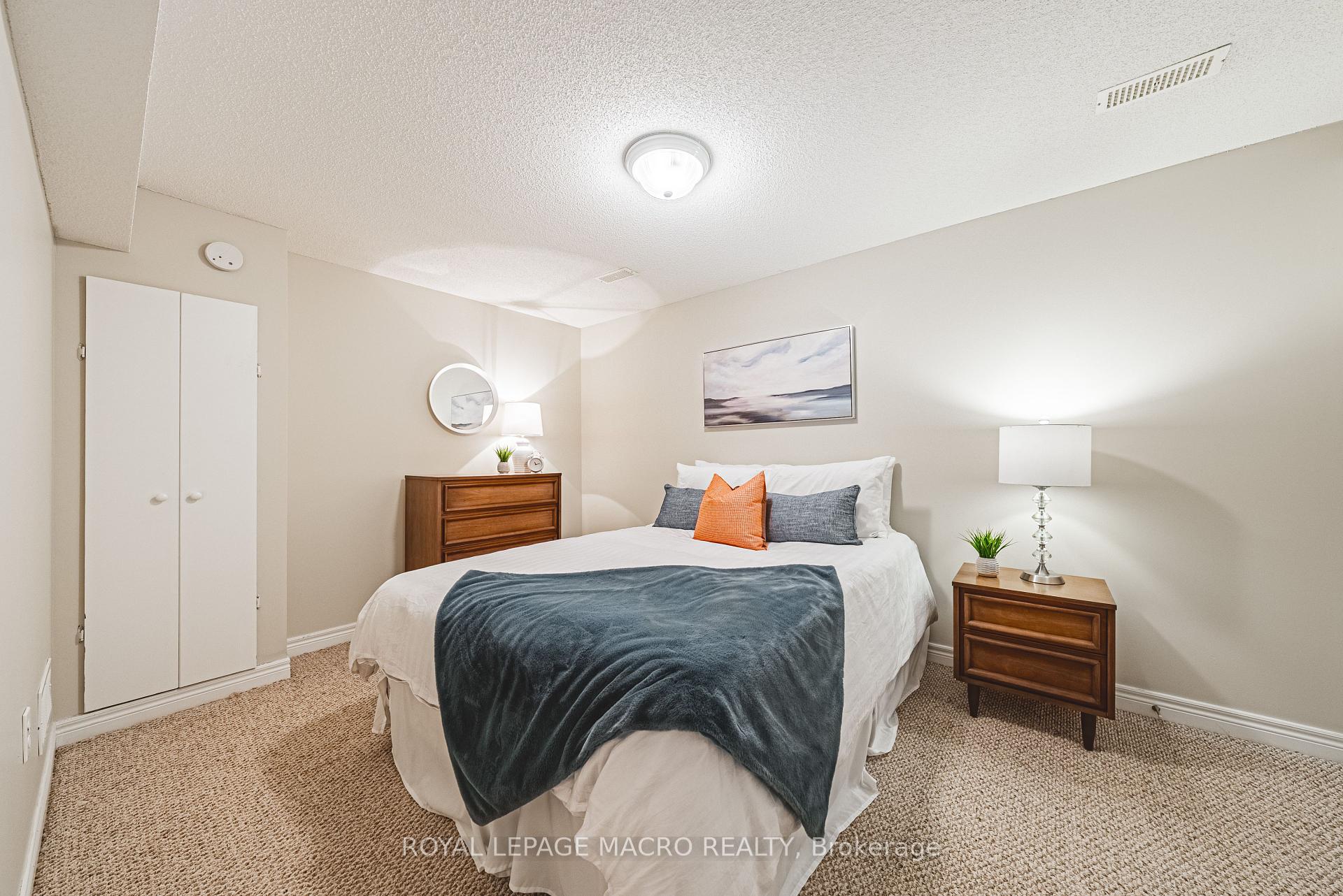1 Bedroom Condo at 34 Southbrook, Hamilton For sale