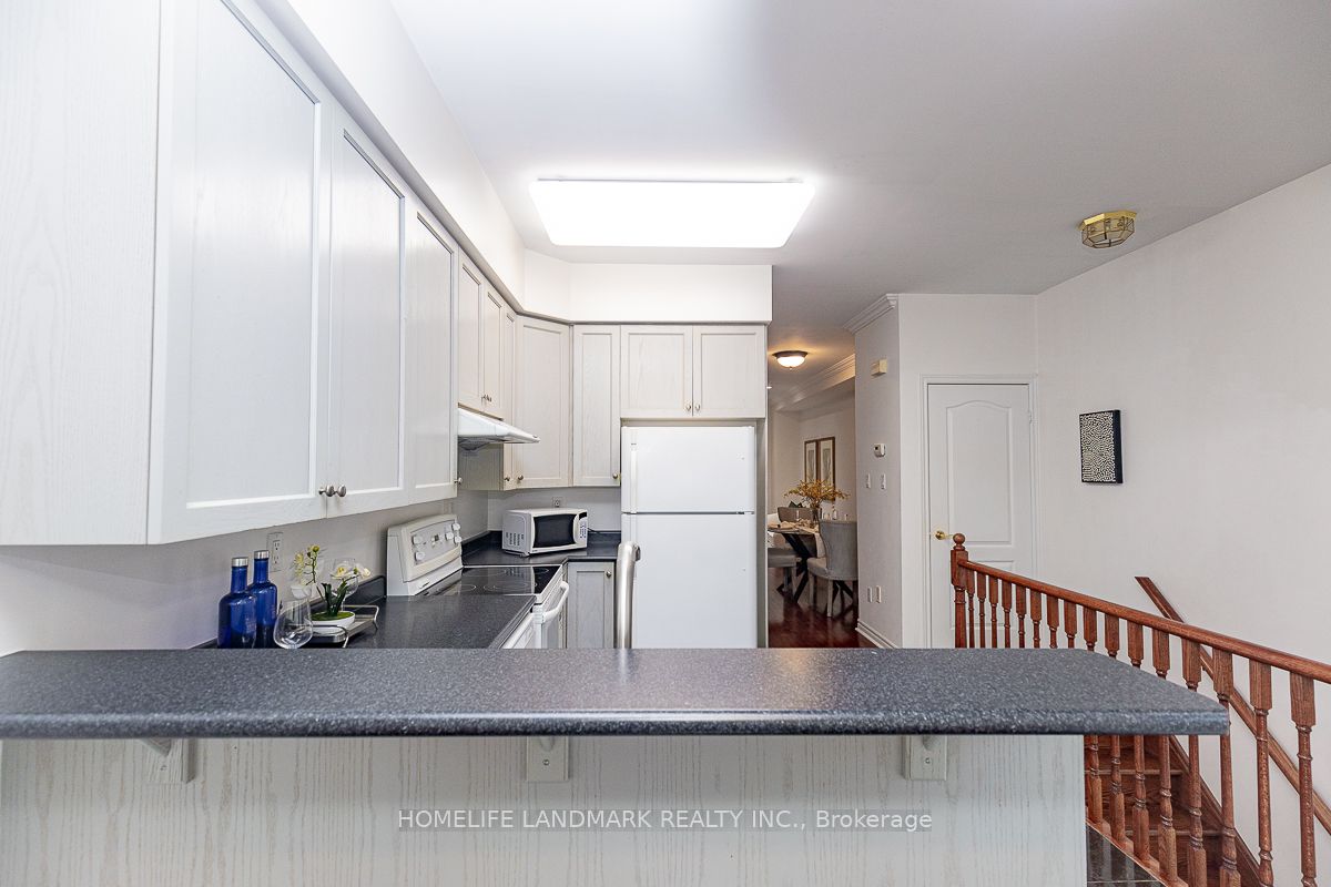 4 William Poole Way, #14