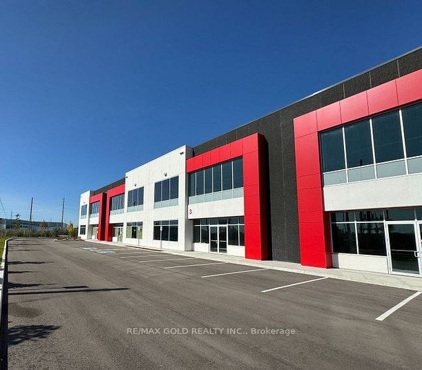 1440 Victoria Street E, #B3