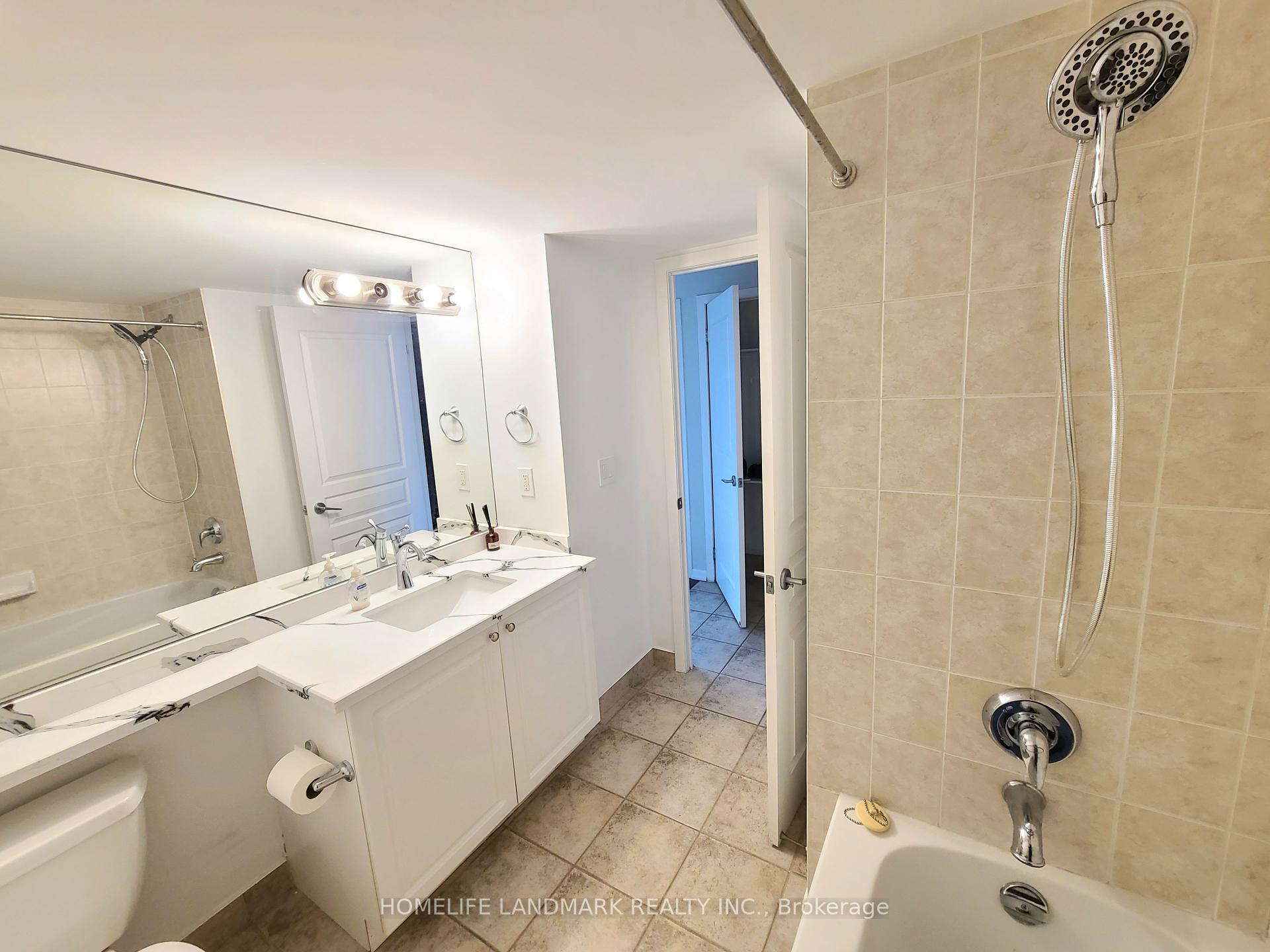 1 Bedroom Condo at 18 Yonge, Toronto For sale