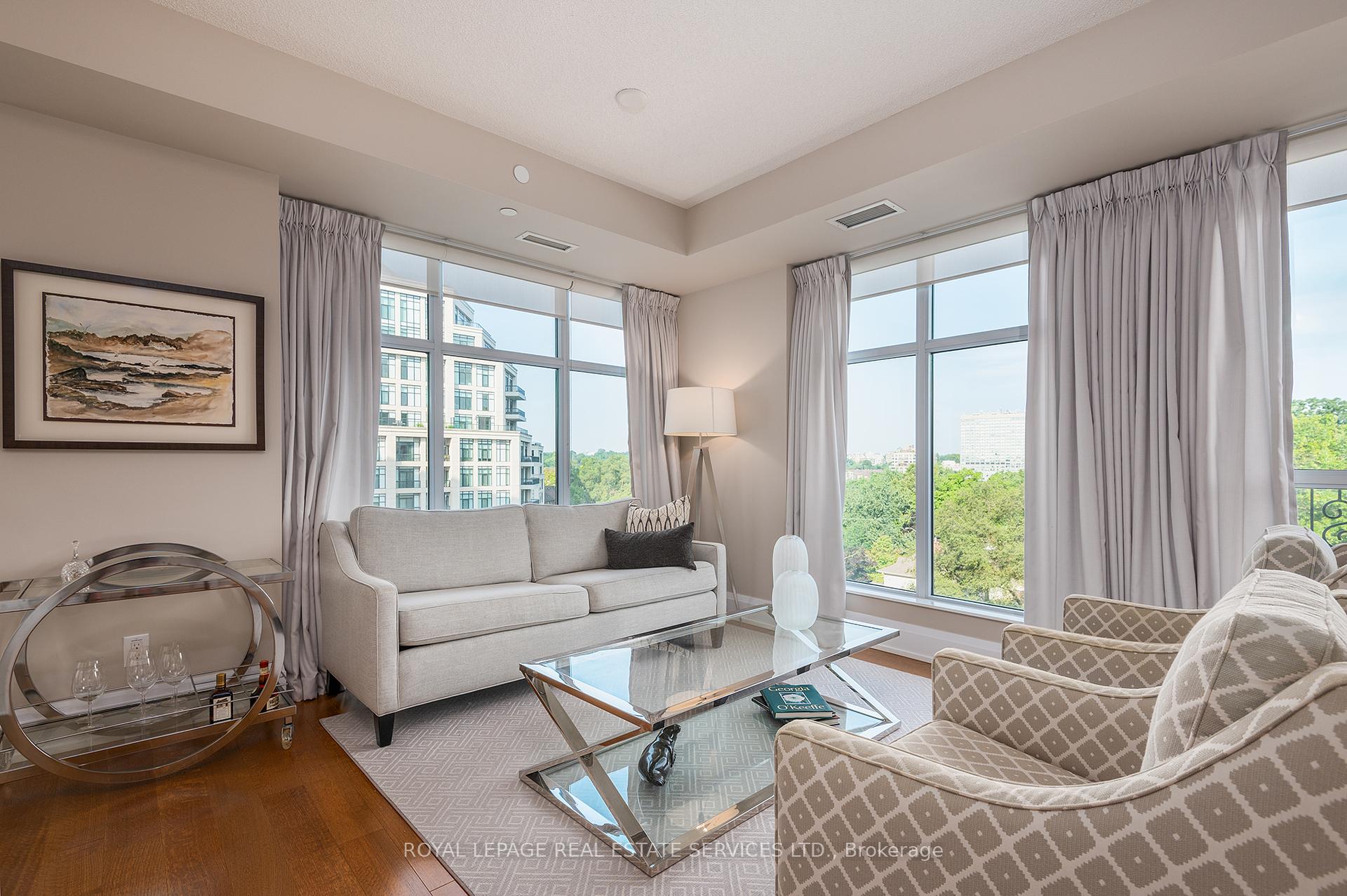2 Bedrooms Condo at 1 Old Mill,  Toronto For sale