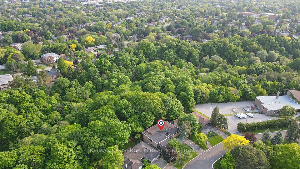 53 Forest Grove