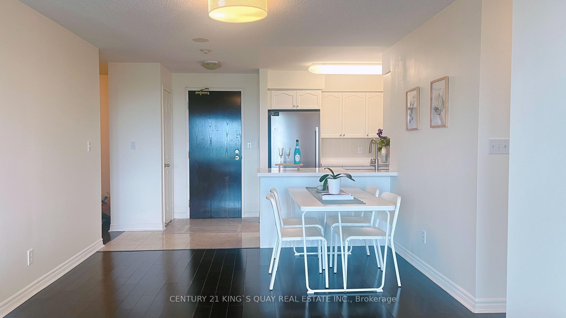 3 Bedrooms Condo at 18 Spring Garden, Toronto For sale