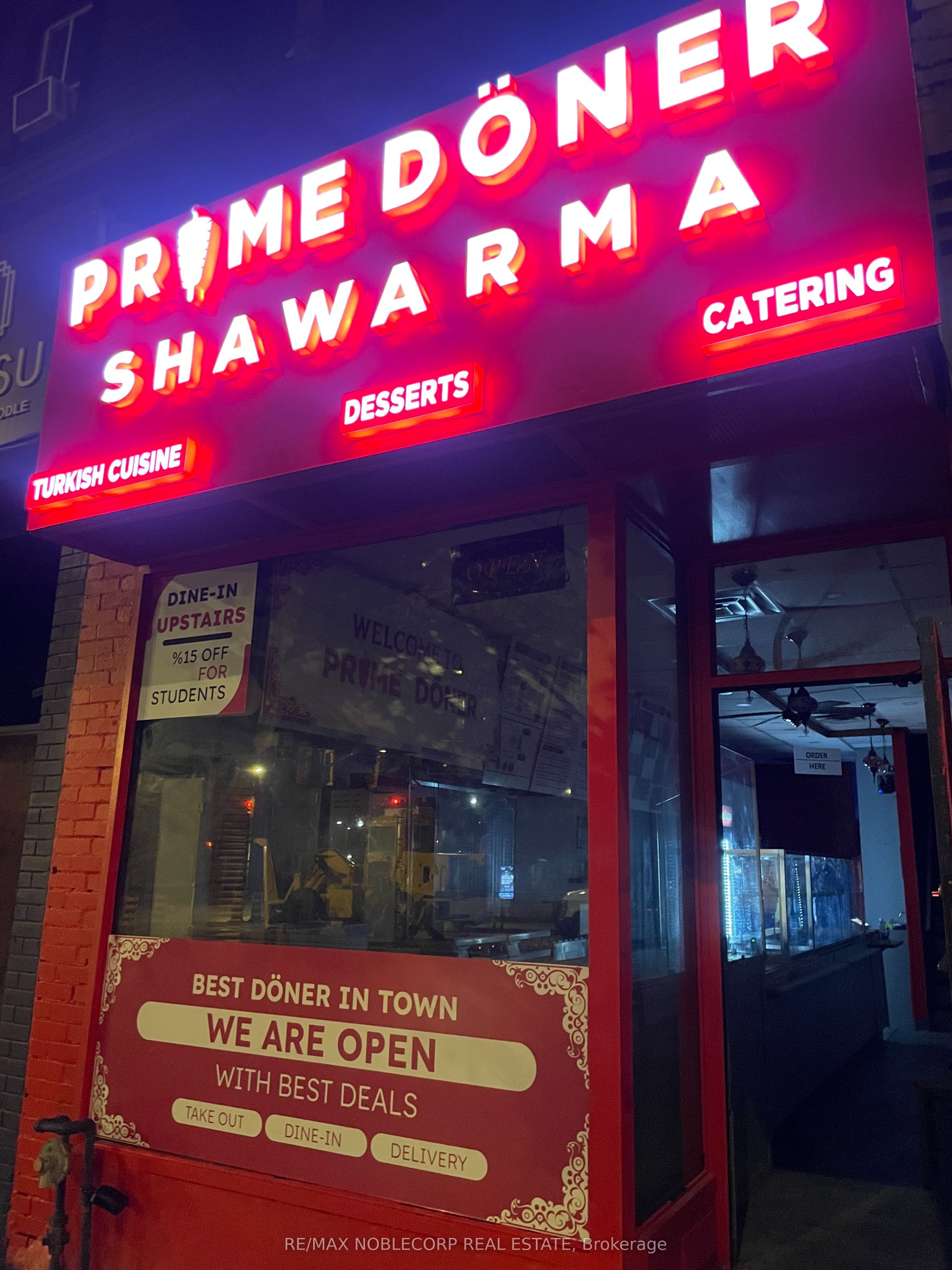 656 Spadina Avenue
