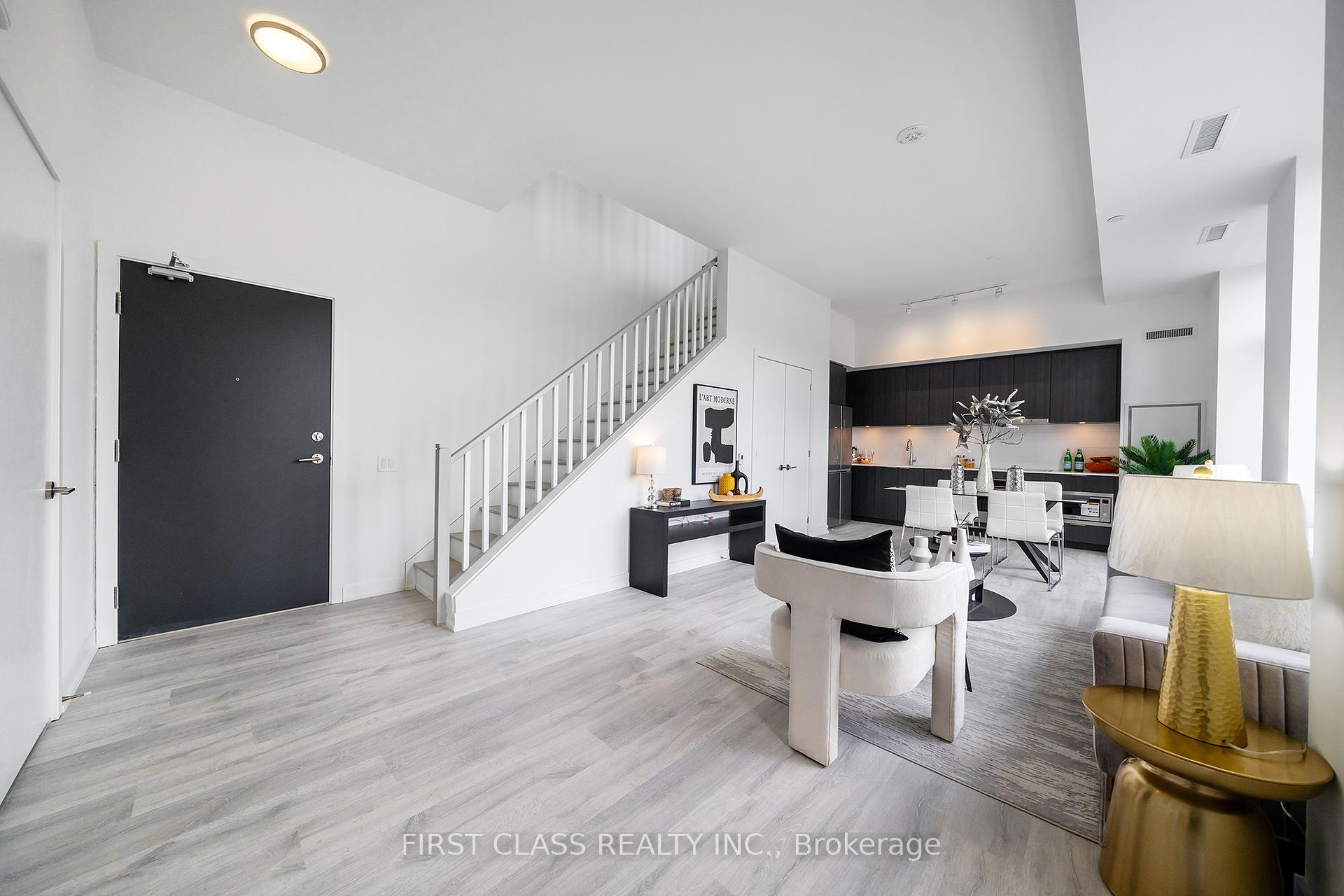 3 Bedrooms Condo at 8 Olympic Gdn, Toronto For sale
