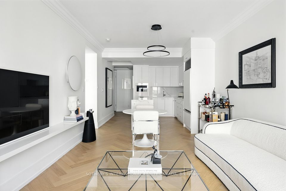 10 Bellair