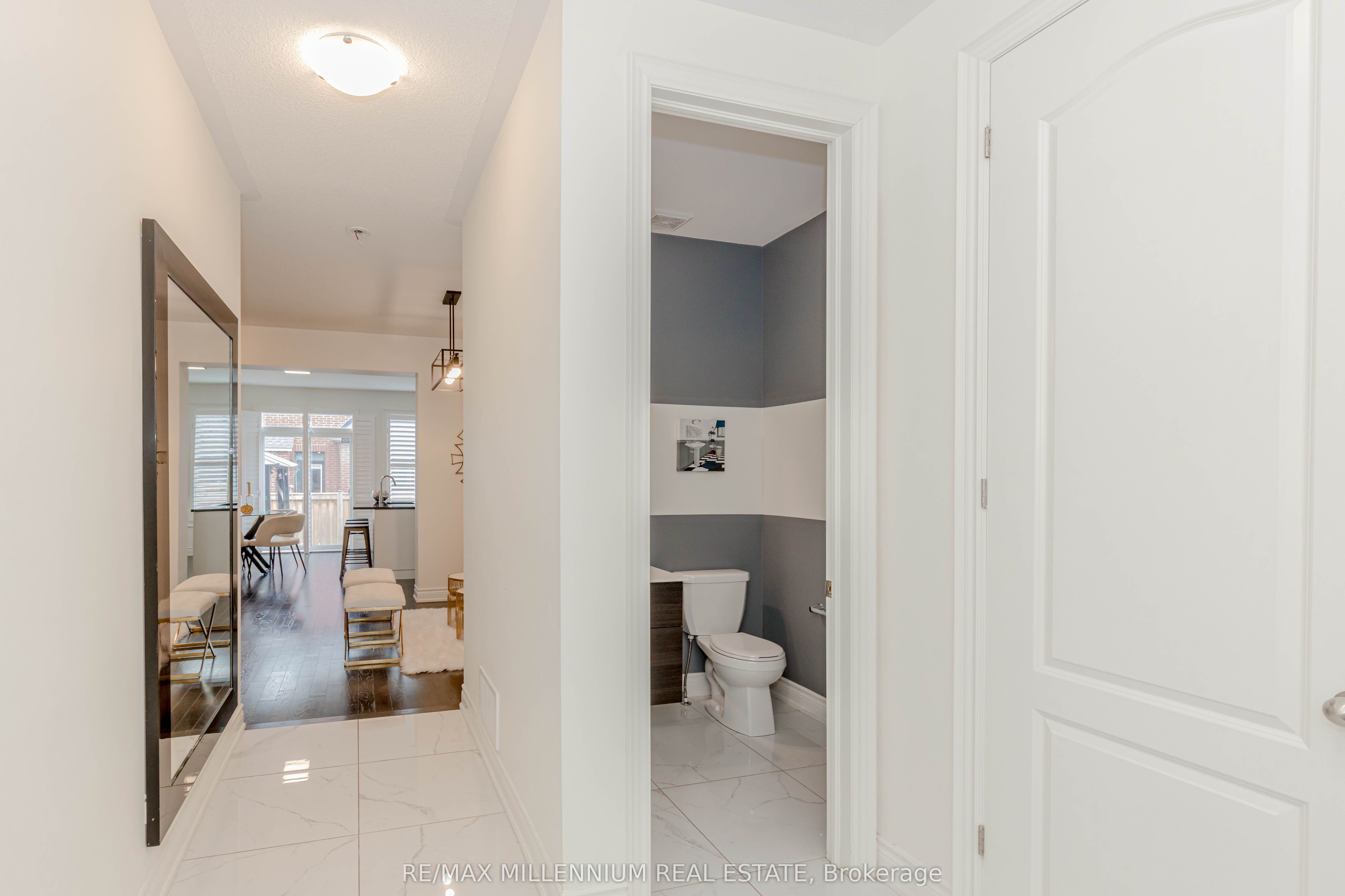 1238 Bowell Crescent