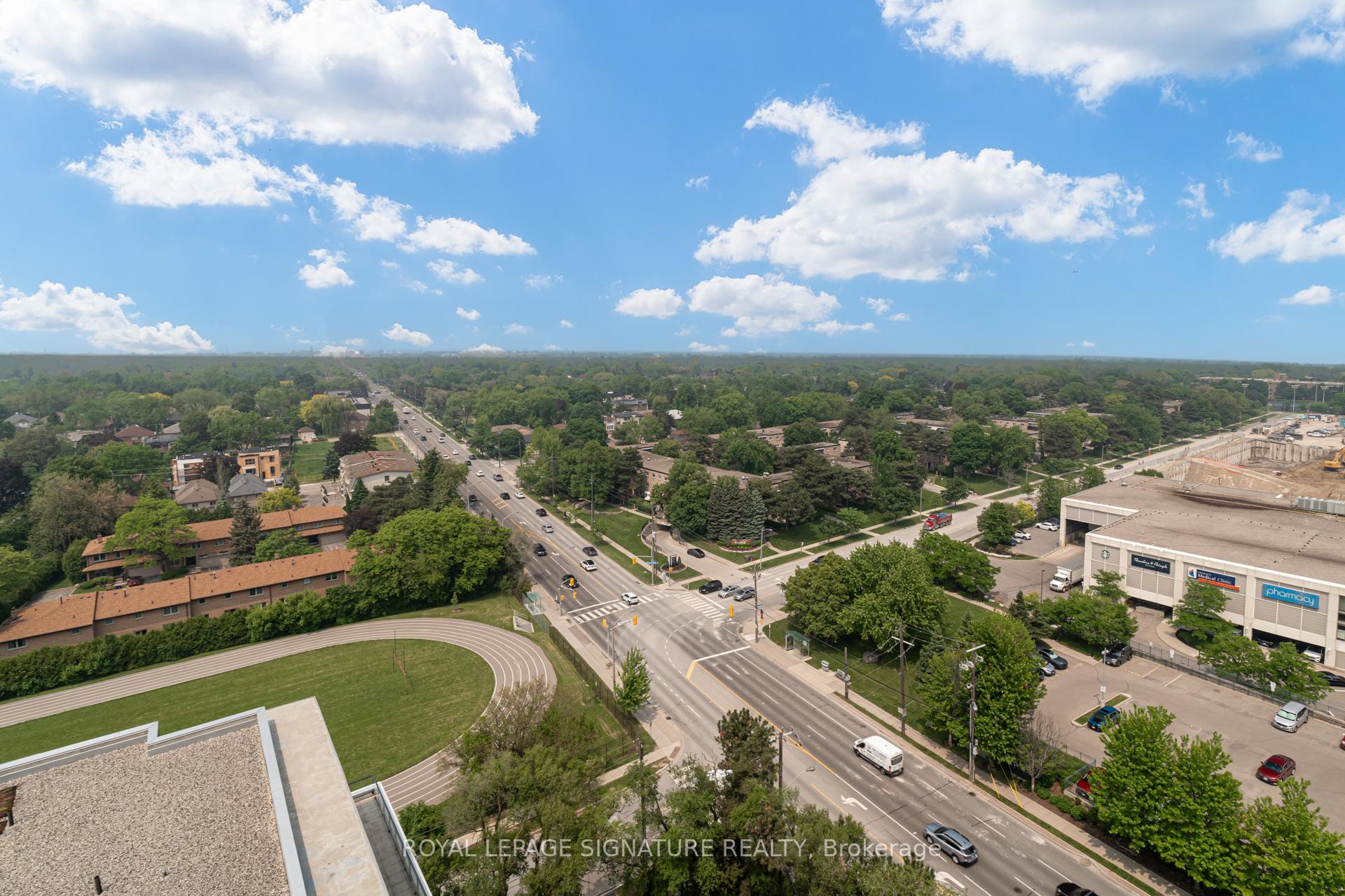 4 Bedrooms Condo at 2 Teagarden, Toronto For sale