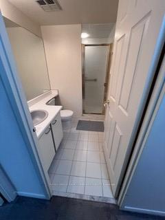 2 Bedrooms Condo at 100 Arbors, Vaughan For sale