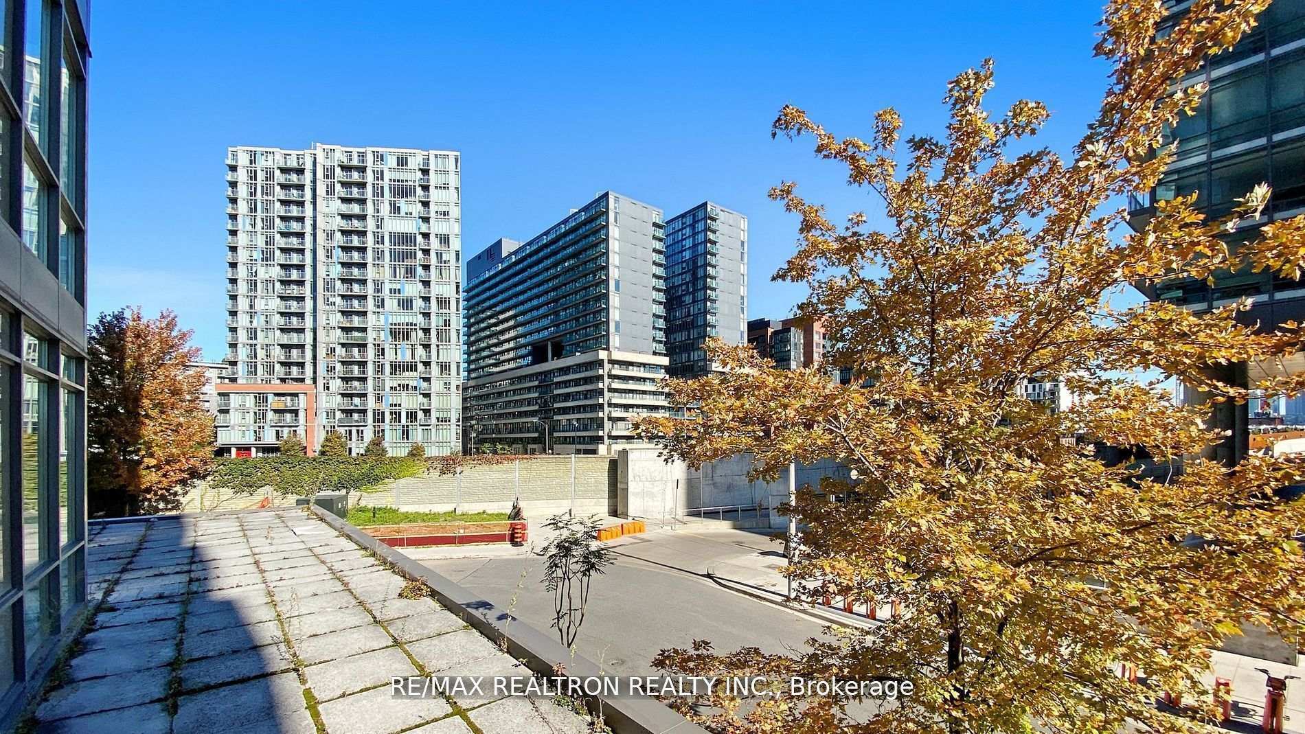 1 Bedroom Condo at 20 Joe Shuster, Toronto For sale