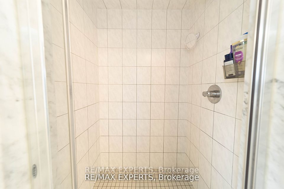 https://trreb-image.ampre.ca/ZhwBR4DycHVH6miy80rgDlAE06ExK24M6I1P8MfyJuE/rs:fit:960:960/wm:.5:so:0:50:.4/wmsh:10/wmt:PHNwYW4gZm9yZWdyb3VuZD0nd2hpdGUnIGZvbnQ9JzY4Jz5SRS9NQVggRVhQRVJUUywgQnJva2VyYWdlPC9zcGFuPg/L3RycmViL2xpc3RpbmdzLzQwLzkwLzgwLzIyL3AvMDhkNTZjZjktZmE3ZC00Mjk4LWE1MmMtOGJmNmJiZTc1ZjFjLmpwZw.jpg
