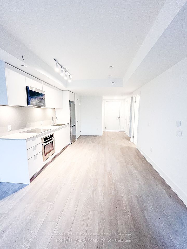 8 Cedarland
