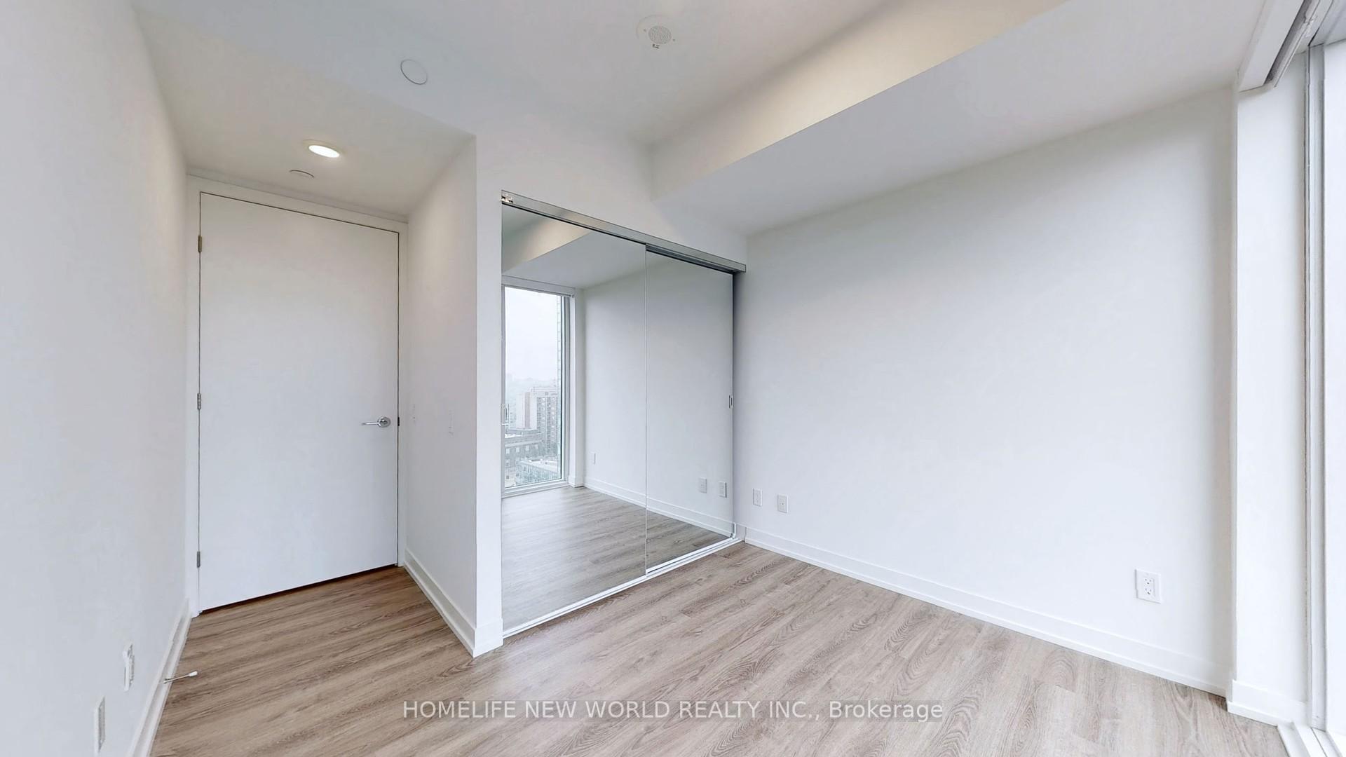 2 Bedrooms Condo at 771 Yonge, Toronto For sale