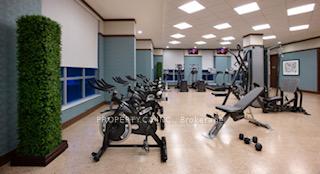 2 Bedrooms Condo at 15 Viking, Toronto For sale