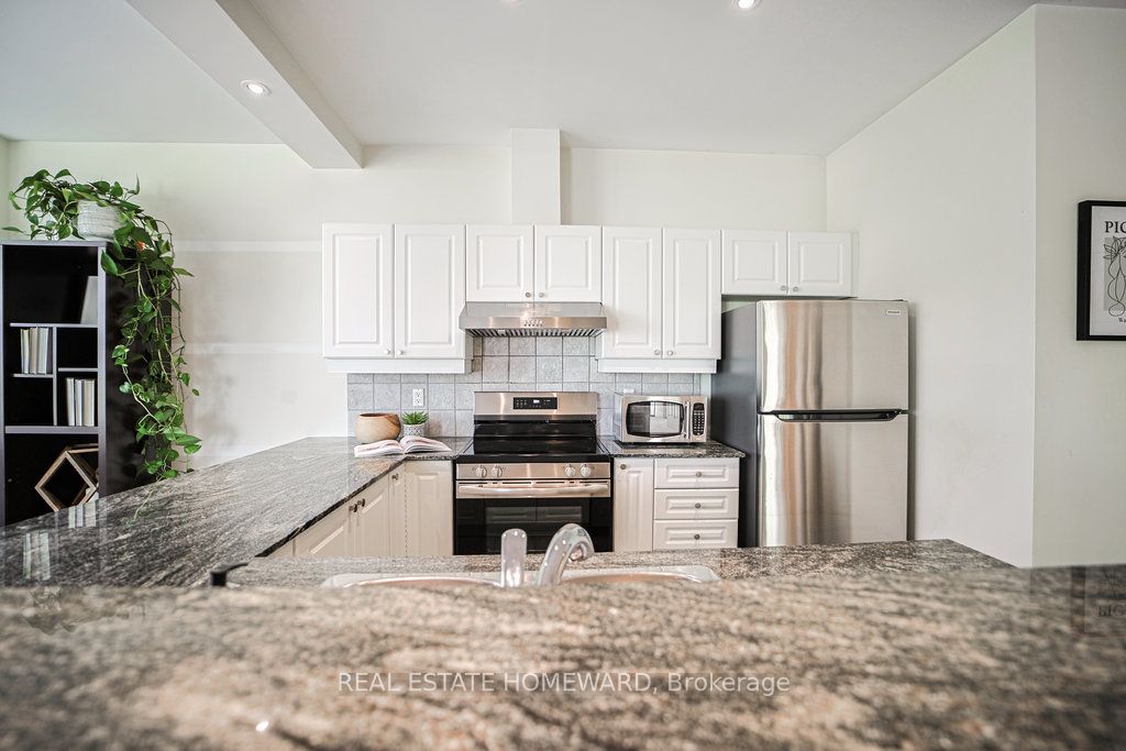 1 Leaside Park Drive, #209
