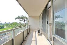 2 Bedrooms Condo at 19 Four Winds, Toronto For sale
