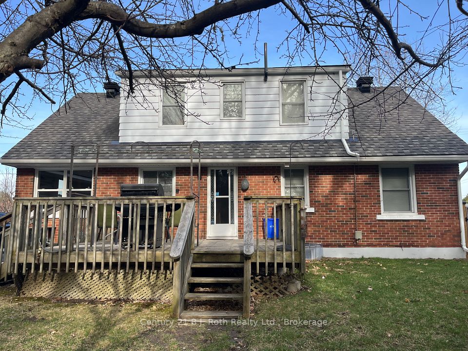 983 Clarence