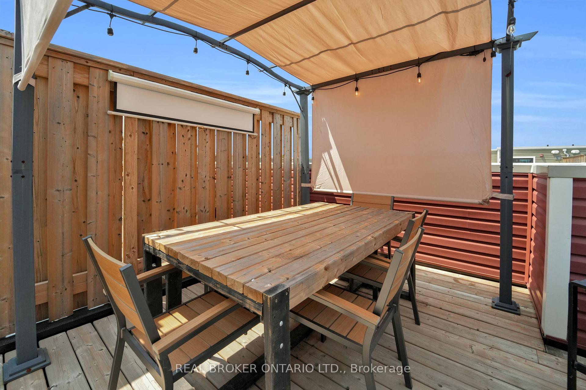 2 Bedrooms Condo at 100 Long Branch, Toronto For sale