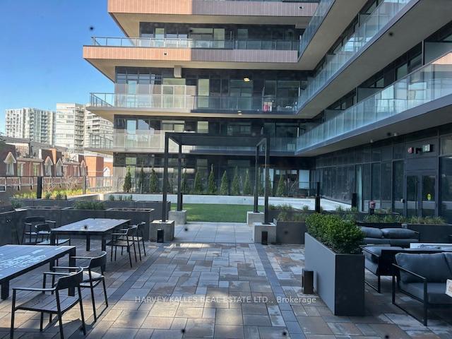 285 Dufferin Street 703