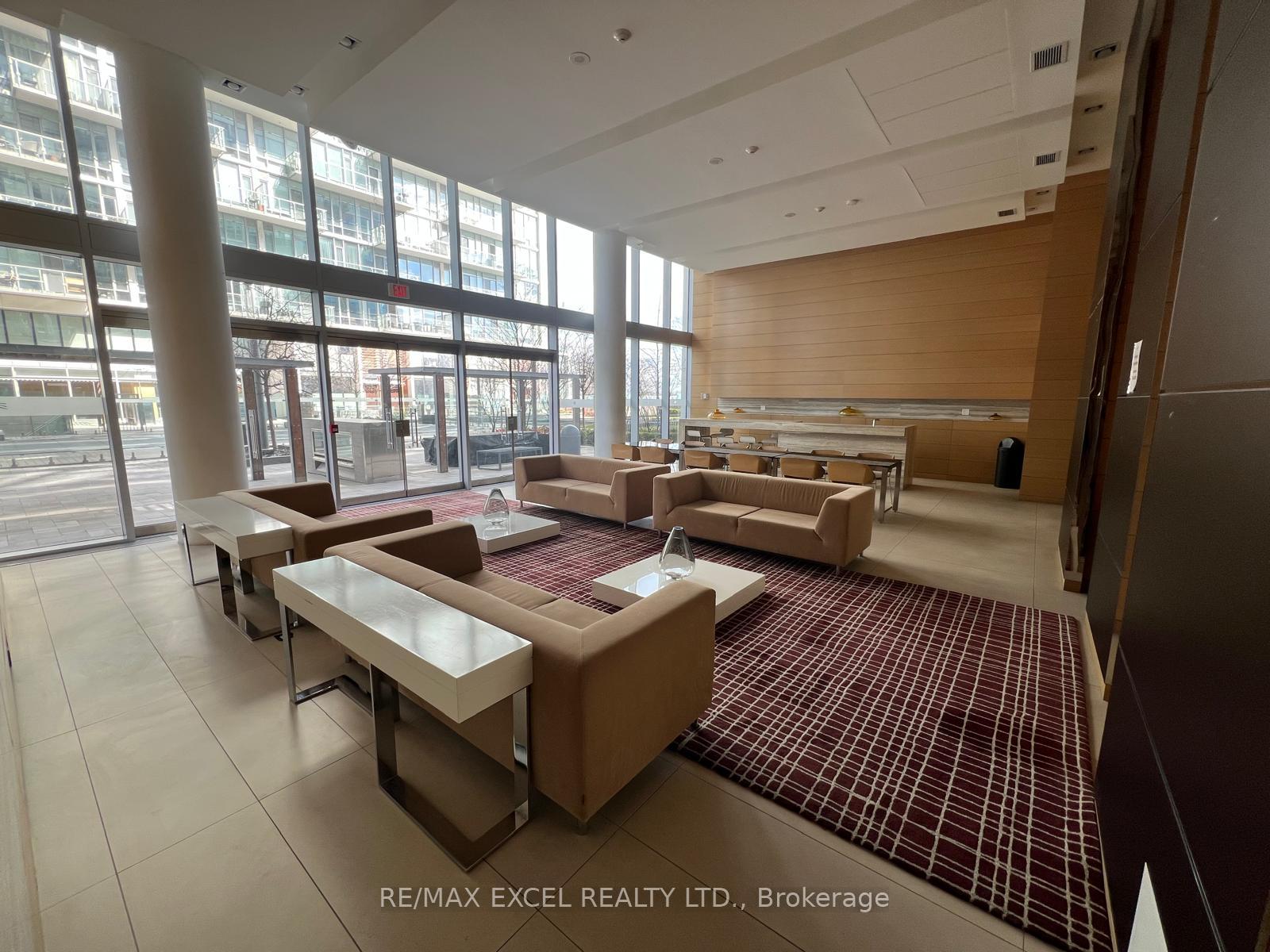 2 Bedrooms Condo at 29 Queens, Toronto For sale
