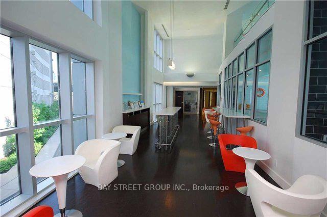 1 Bedroom Condo at 8 York, Toronto For sale