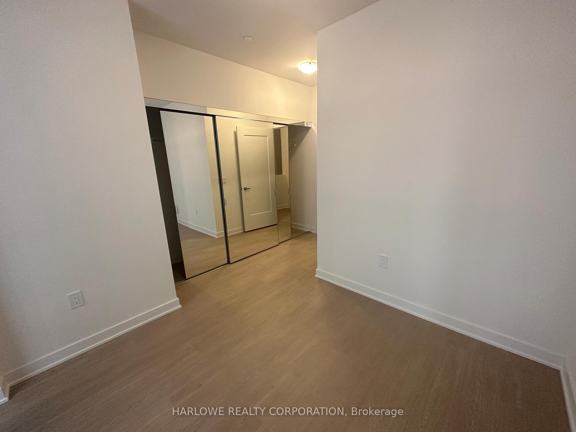 4 Bedrooms Condo at 60 Princess,  Toronto For sale