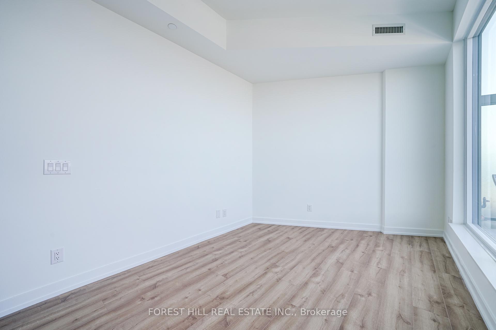 3 Bedrooms Condo at 135 East Liberty, Toronto For sale