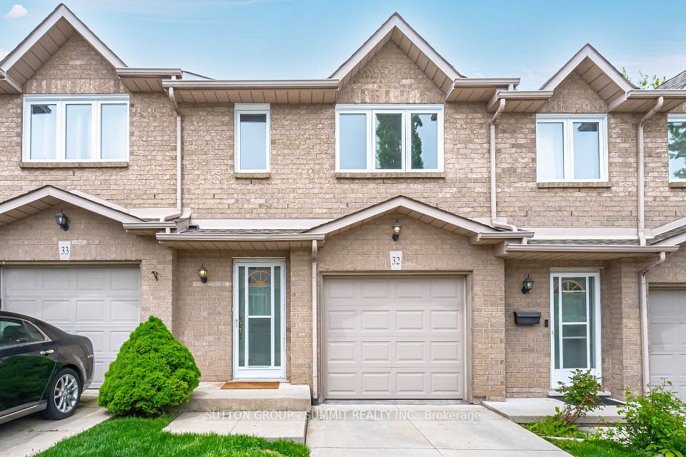 1809 Upper Wentworth