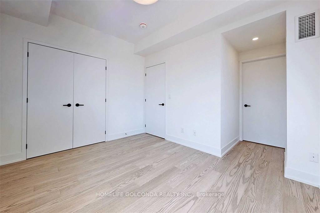 3 Bedrooms Condo at 100 River, Toronto For sale