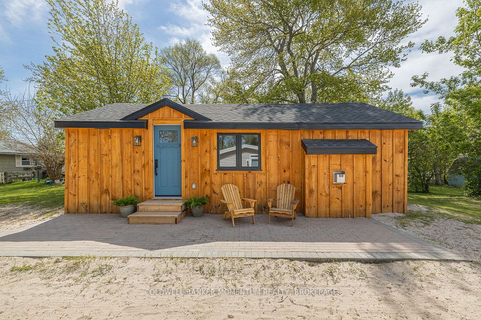 12221 Lakeshore