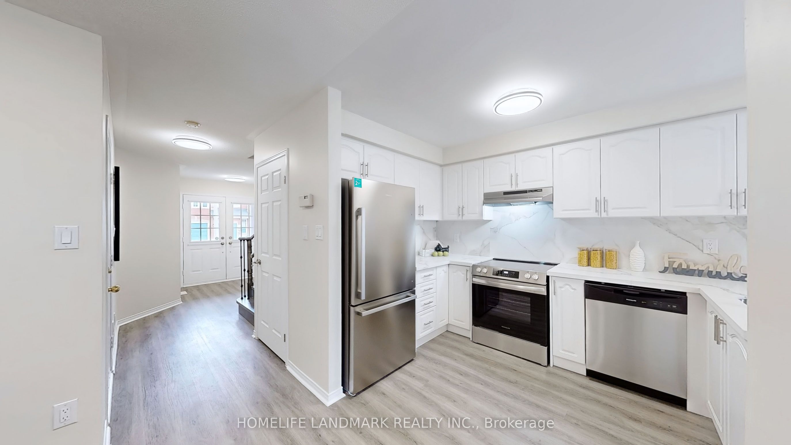 107 Downey Circle, Aurora, ON L4G 7G1