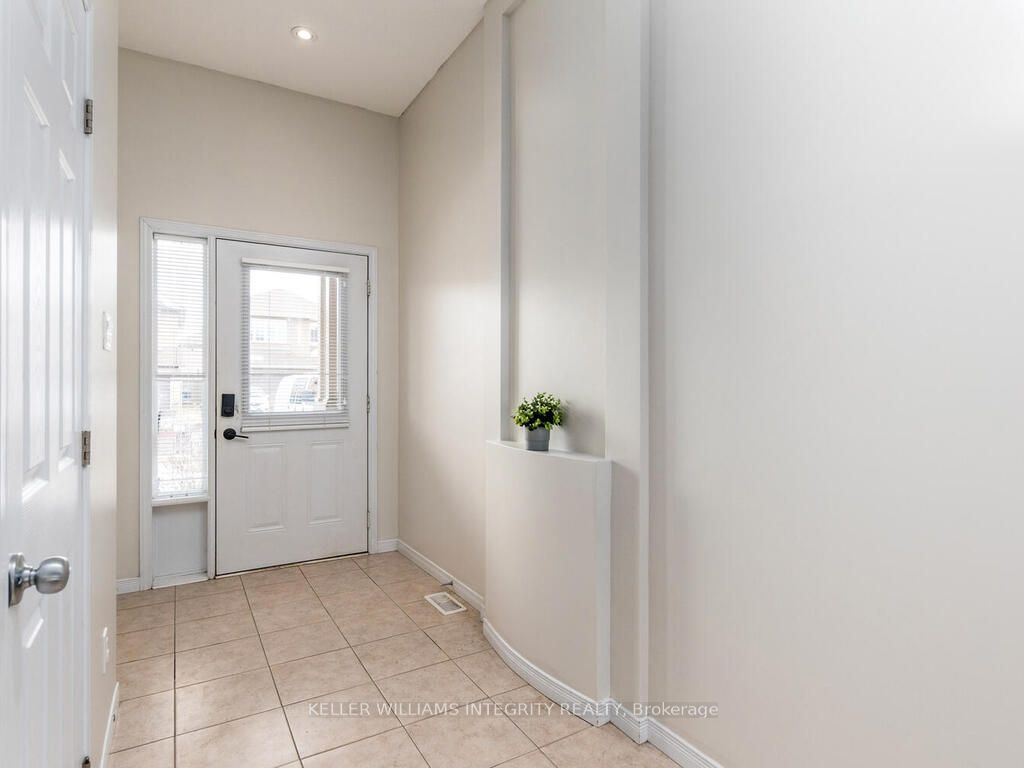 2230 Nantes Street, OrleansCumberlandandArea, ON K4A 4E5