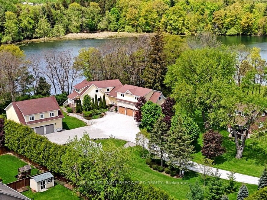 6 and 8 Macleod Estate
