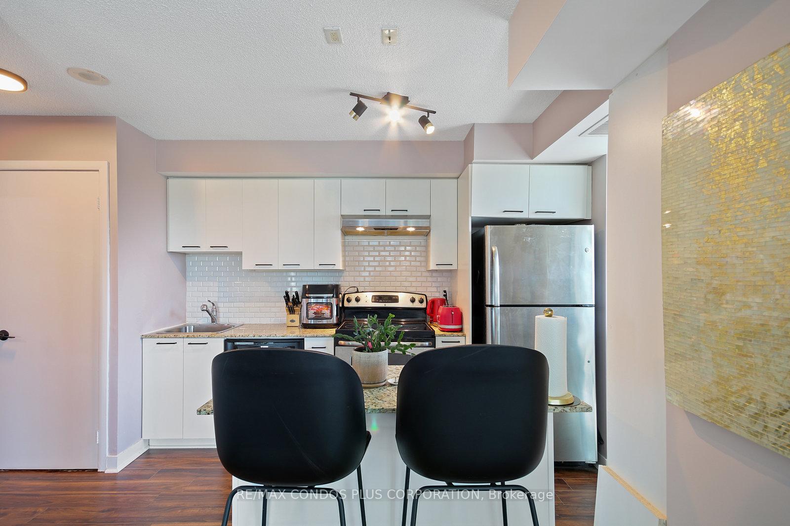 1 Bedroom Condo at 155 Legion, Toronto For sale