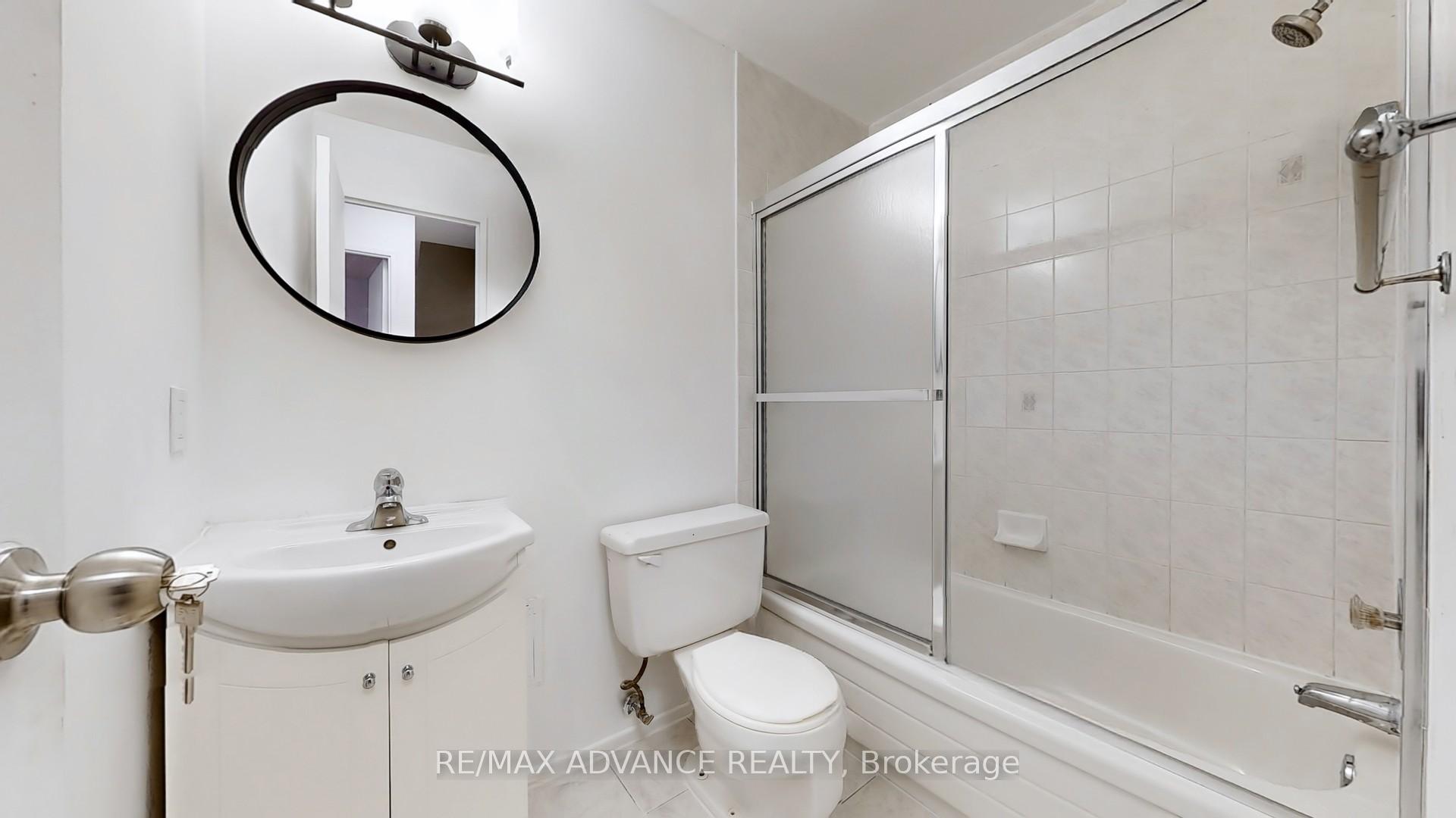 4 Bedrooms Condo at 165 Cherokee, Toronto For sale