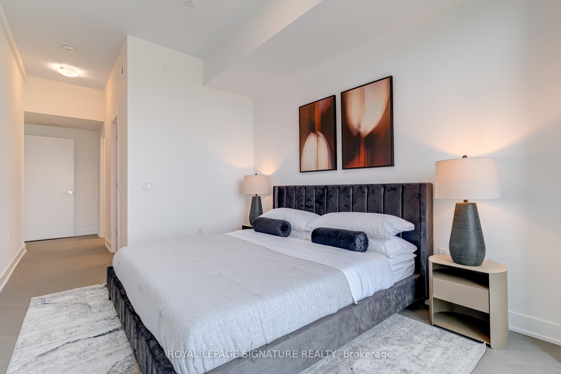 4 Bedrooms Condo at 2 Teagarden, Toronto For sale