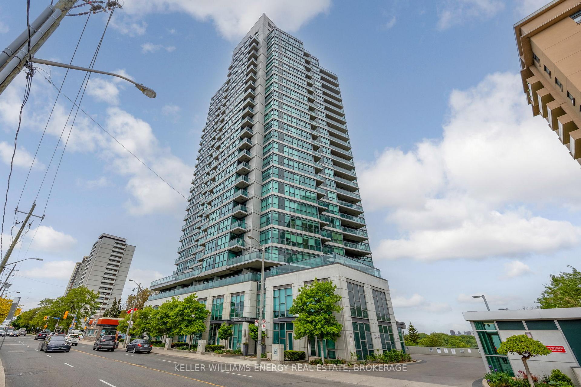 2 Bedrooms Condo at 1048 Broadview, Toronto For sale