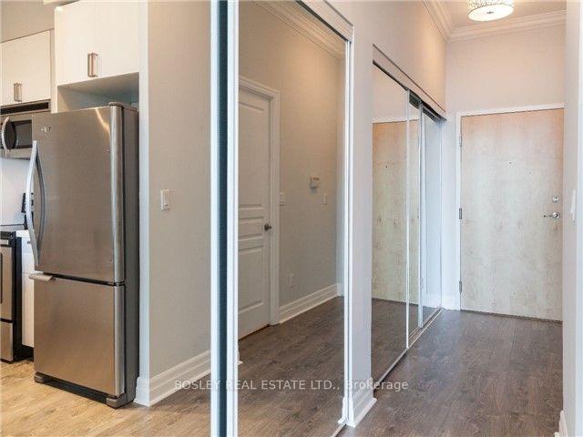 1 Bedroom Condo at 8 Scollard, Toronto For sale