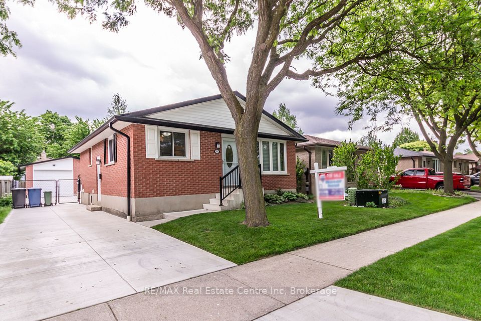211 Hadati Road, Guelph, ON N1E 6N4