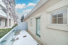32 Kenaston Gardens TH103